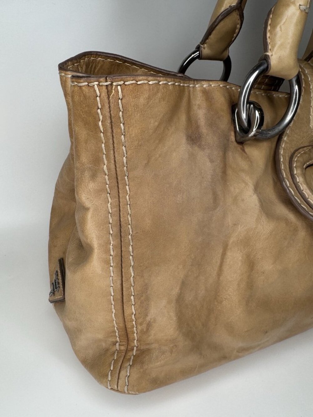 vintage Prada Vitello Shine Turn-Lock bag tan beige calf leather - Picture 6 of 16